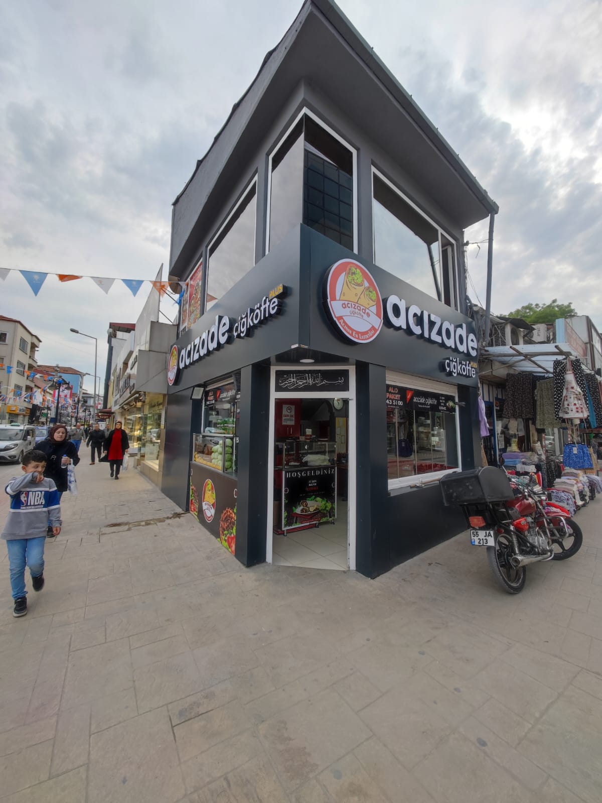 Acızade Çiğköfte